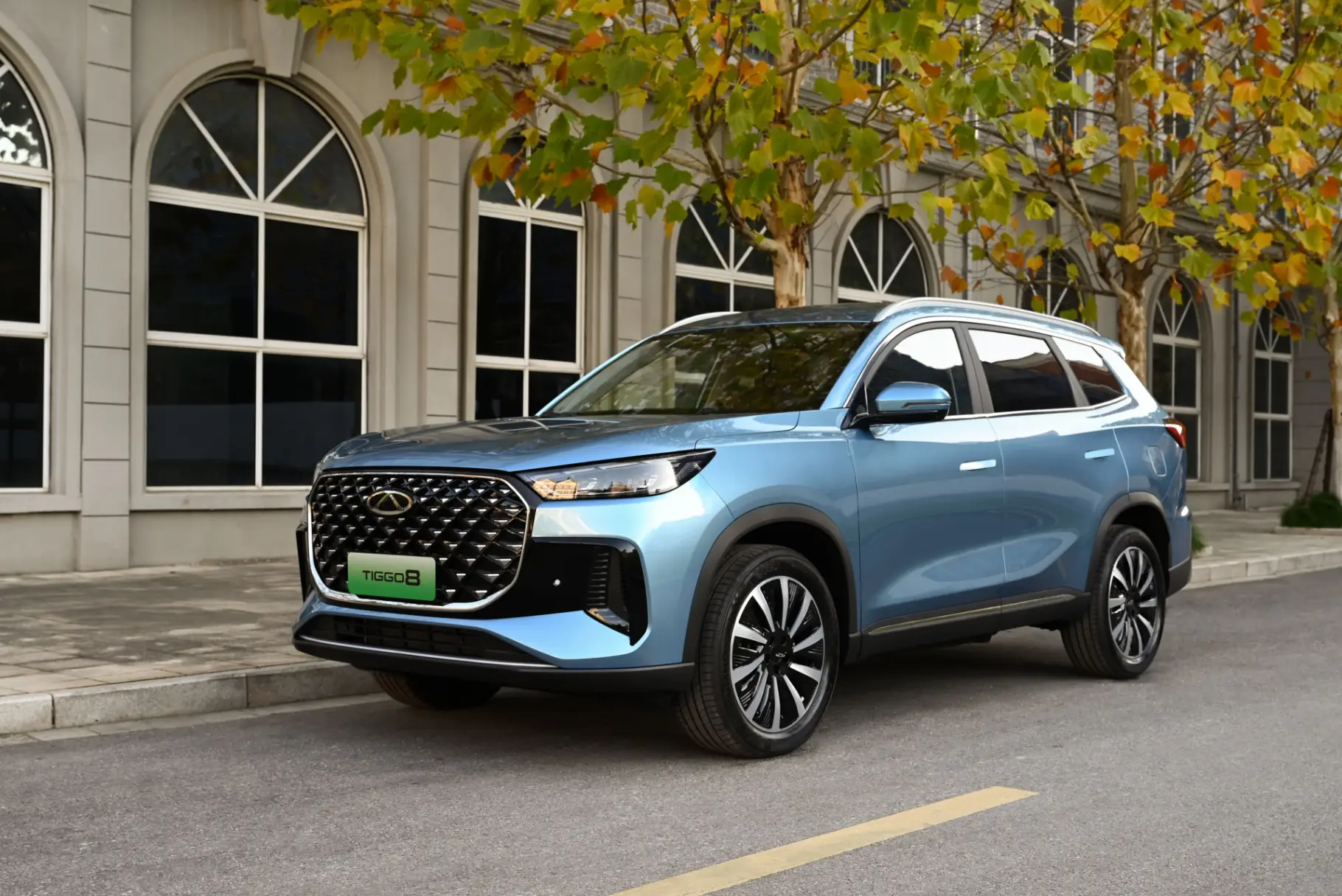 Яскравий з першого погляду