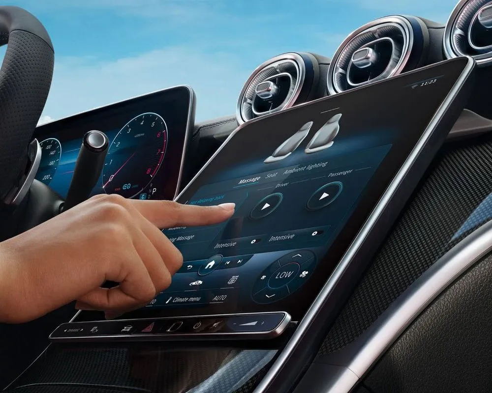 Цифровий комфорт MBUX