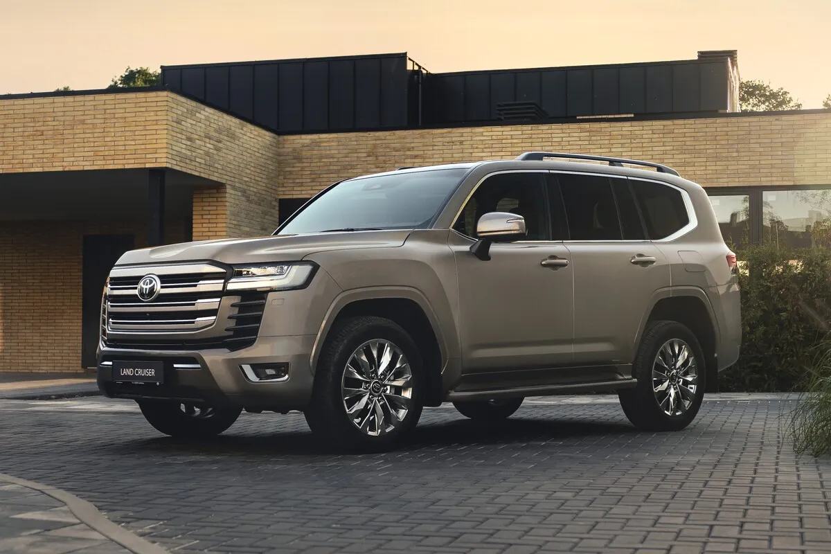 Автомобіль Toyota Land Cruiser - фото 35