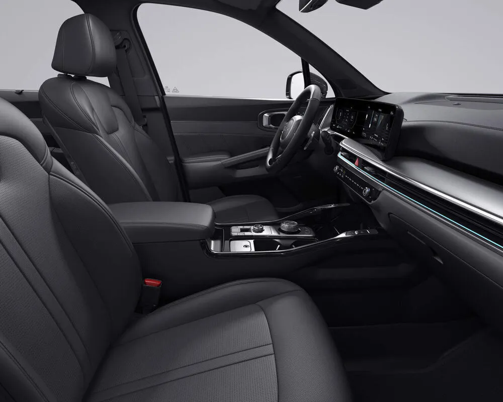 Просторий та технологічний салон